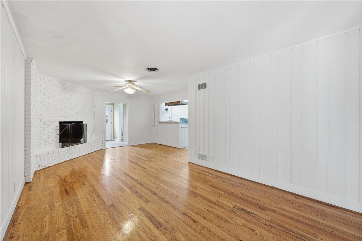 5590 Clinton Street Beaumont, TX 77706 - Photo 9 of 37