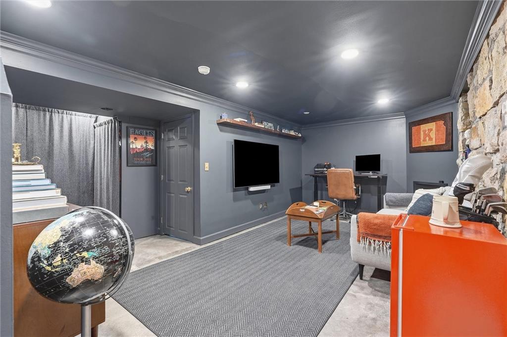 5545 Canterbury Road Fairway, KS 66205 - Photo 34 of 51 Gallery Image 34
