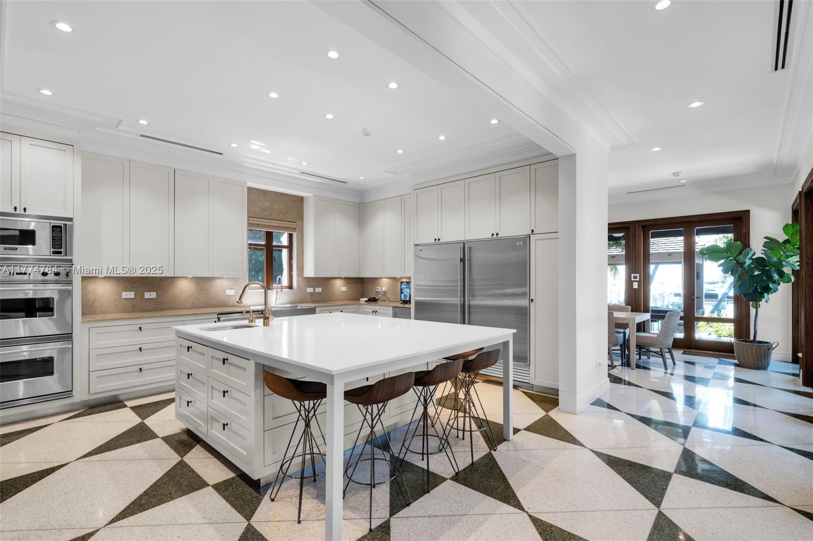 9 Harbor Point Key Biscayne, FL 33149 - Photo 12 of 88