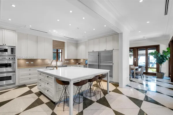 $150,000 | 9 Harbor Point, Key Biscayne, FL 33149