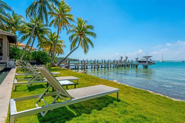 $150,000 | 9 Harbor Point, Key Biscayne, FL 33149