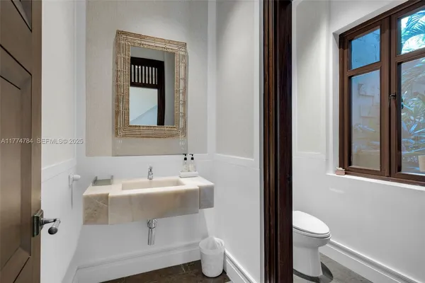 $150,000 | 9 Harbor Point, Key Biscayne, FL 33149