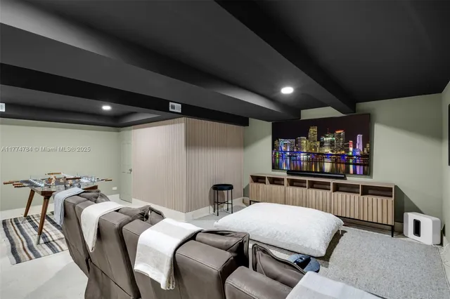 $120,000 | 9 Harbor Point, Key Biscayne, FL 33149