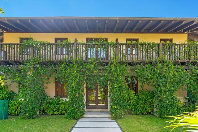 $120,000 | 9 Harbor Point, Key Biscayne, FL 33149