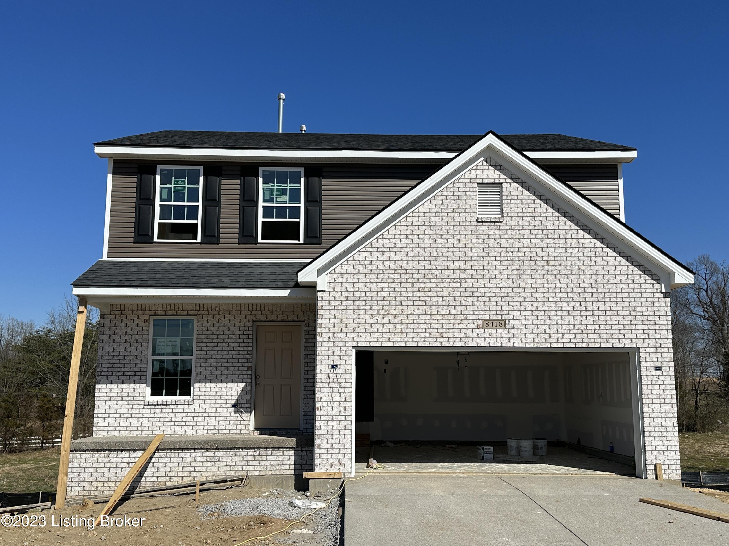 8418 Gateway Run Road Louisville, KY 40229 - Photo 1 of 10 DD487880-12EA-4781-B3ED-AA90EE8BFE52