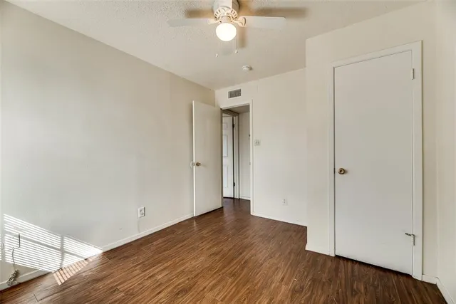 $925 | 106 East Cedar Street, Unit 12, Arlington, TX 76011