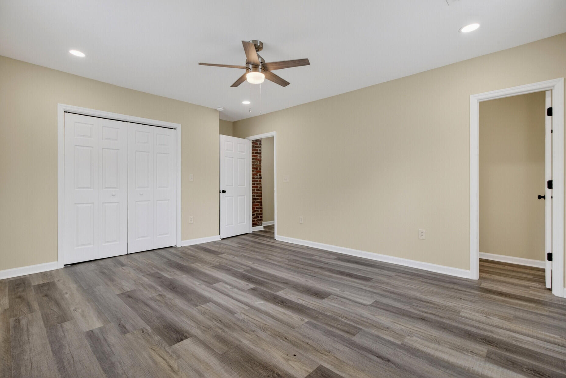 2116 Commander Road North Charleston, SC 29405 - Photo 25 of 32