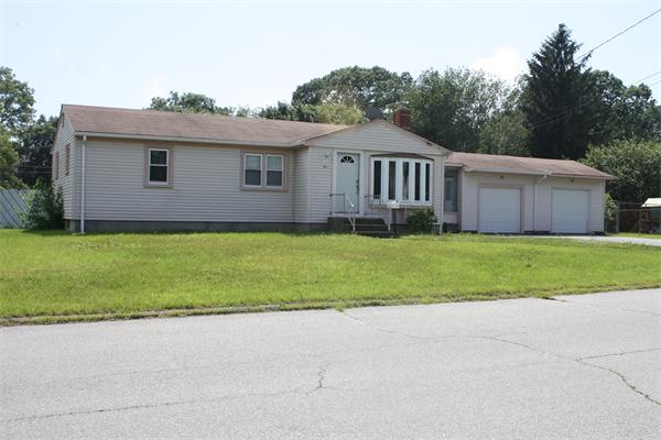 45 Julian Road Warwick, RI 02889 - Photo 1 of 17
