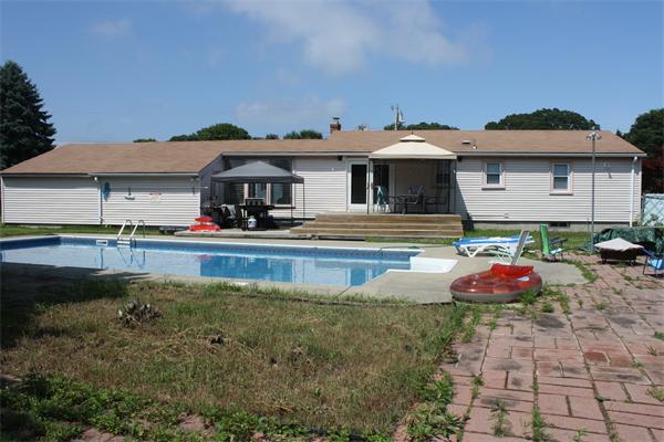 45 Julian Road Warwick, RI 02889 - Photo 14 of 17