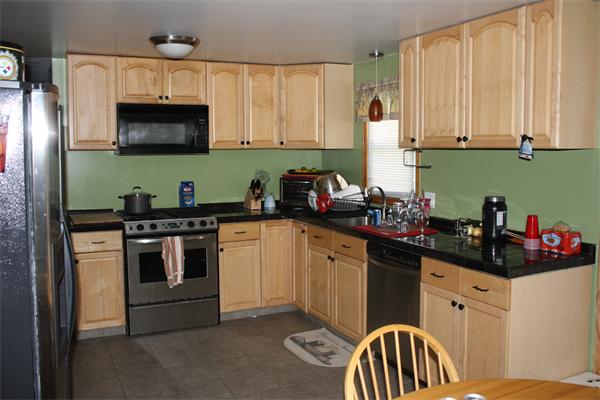 45 Julian Road Warwick, RI 02889 - Photo 4 of 17