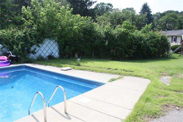 45 Julian Road Warwick, RI 02889 - Photo 10 of 17