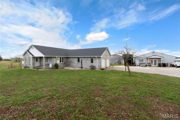 $699,000 | 7633 Hwy F, Perryville, MO 63775