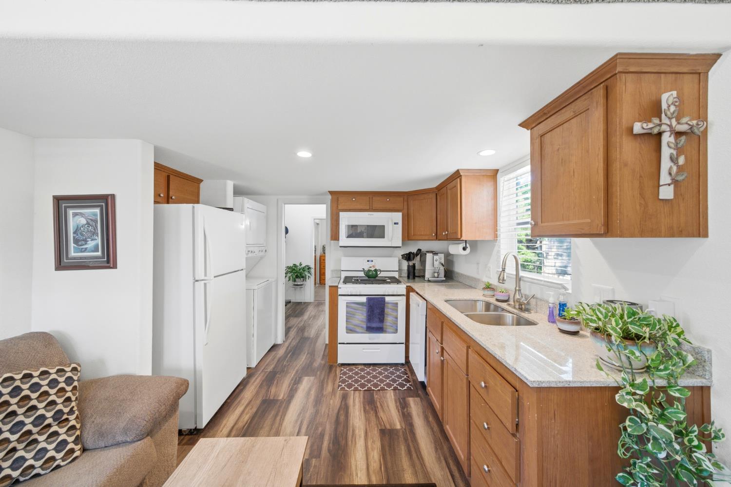 8880 Auburn Folsom Road, Unit 9 Granite Bay, CA 95746 - Photo 17 of 28