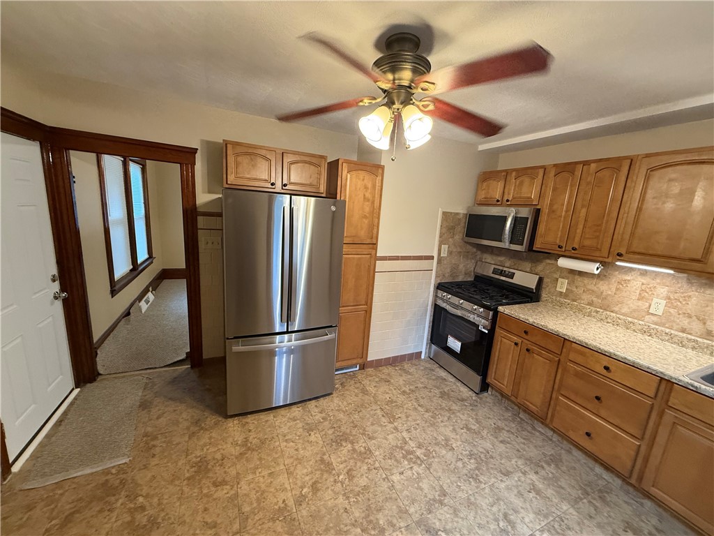 1 Drolet Avenue Pawtucket, RI 02861 - Photo 2 of 14