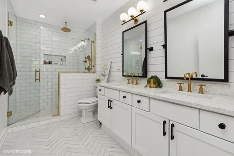 $650,000 | 1000 West Adams Street, Unit 511, Chicago, IL 60607