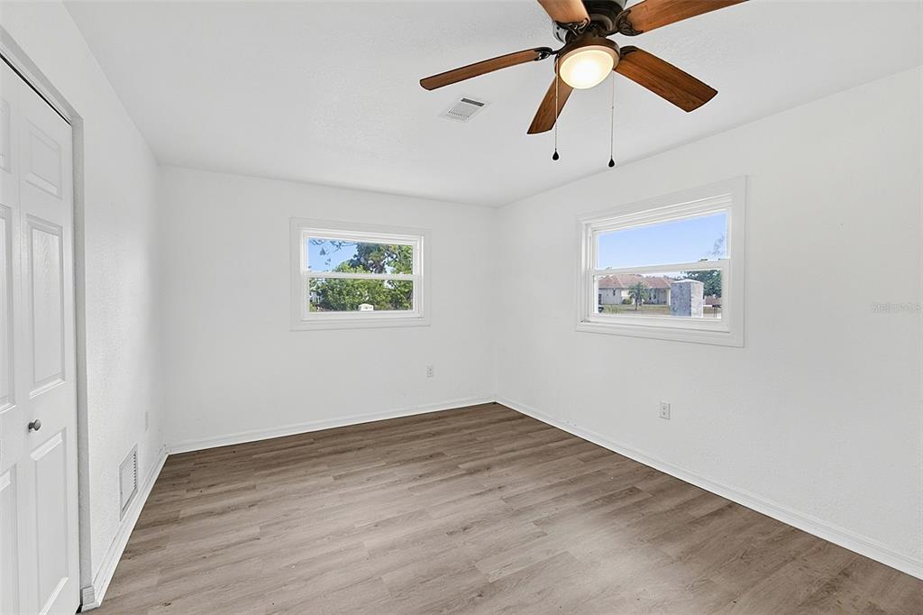 887 Leeward Road Venice, FL 34293 - Photo 33 of 38