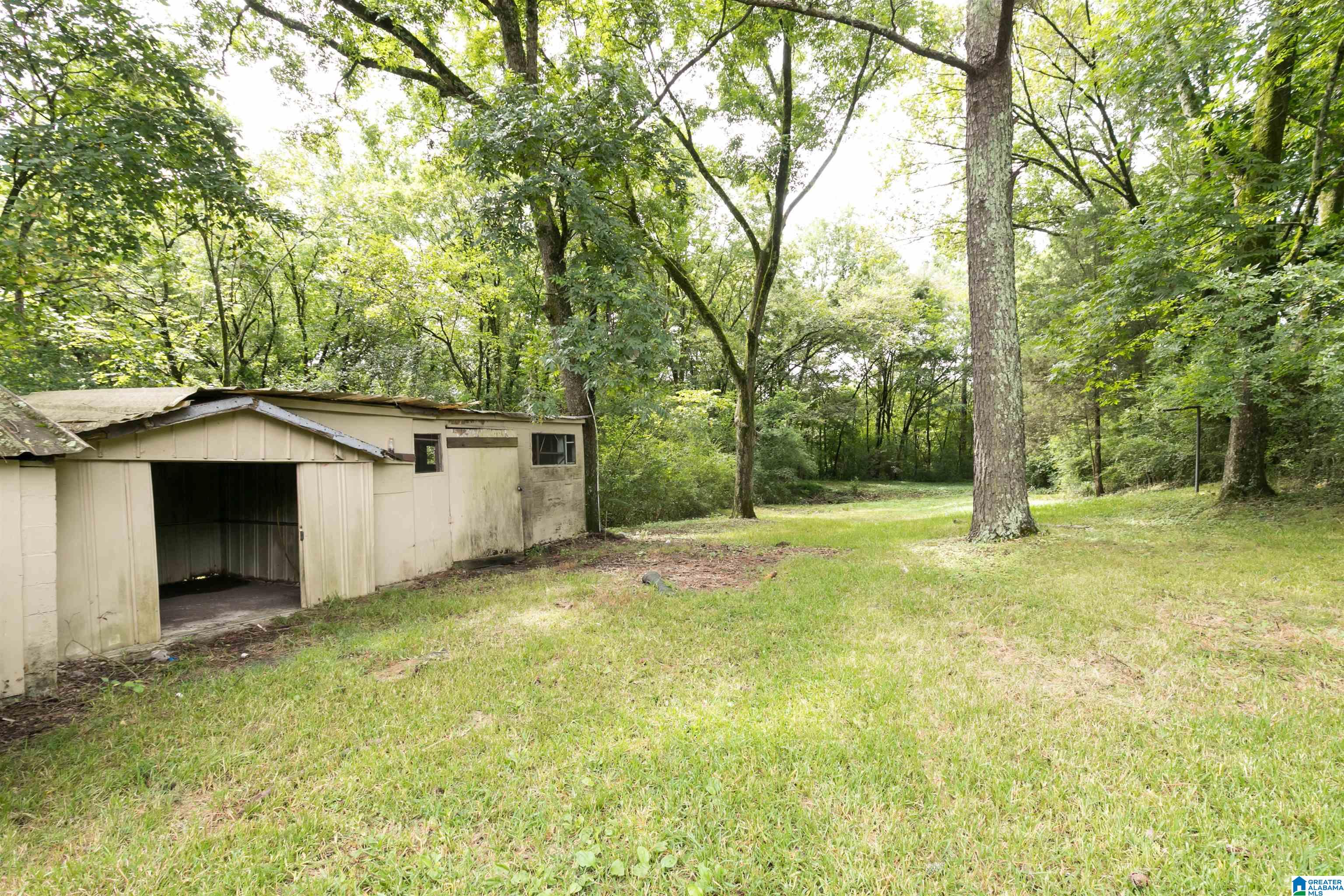 7635 Cahaba Avenue Leeds, AL 35094 - Photo 7 of 29