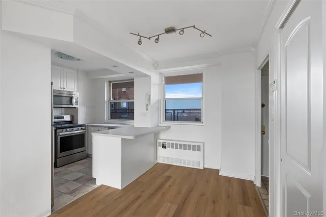 $295,000 | 5900 Arlington Avenue, Unit 6S | North Riverdale