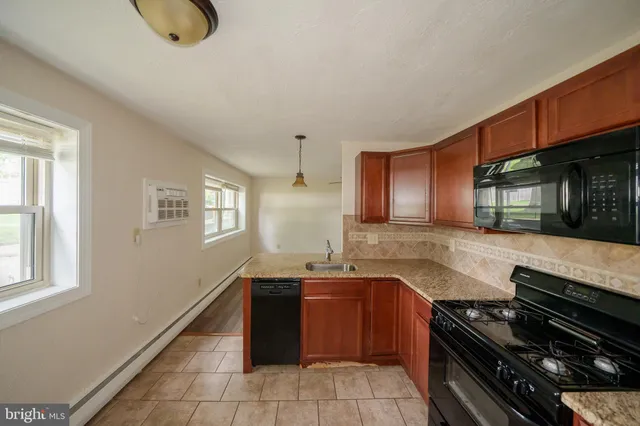 $1,800 | 231 Sharpless Street, Unit 1D, West Chester, PA 19382