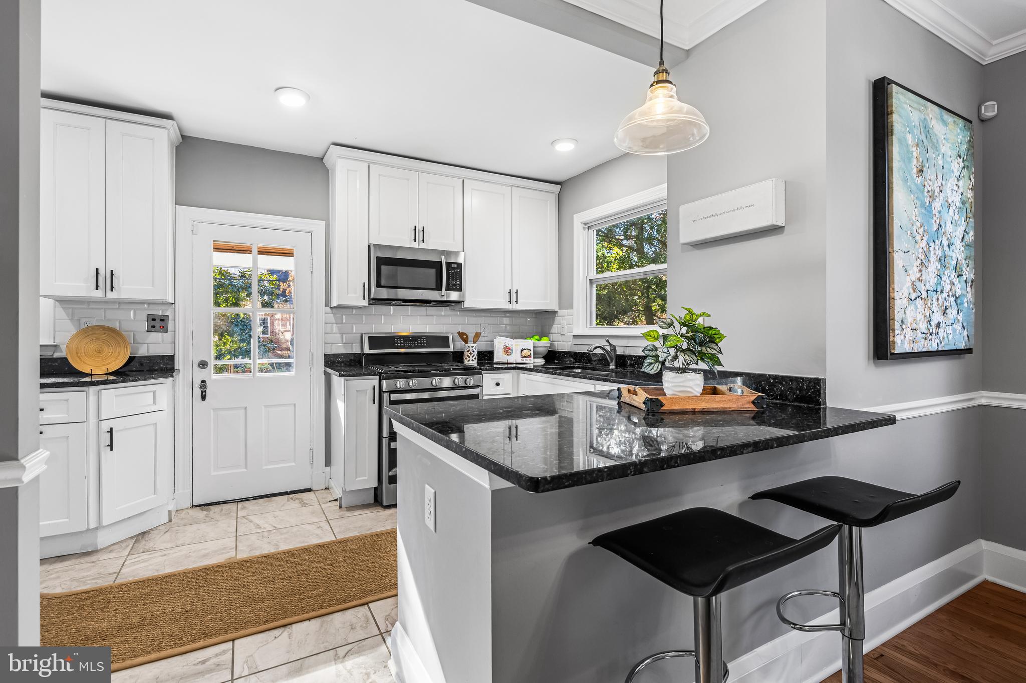 727 Dunkirk Road Baltimore, MD 21212 - Photo 13 of 49 All stainless appliances