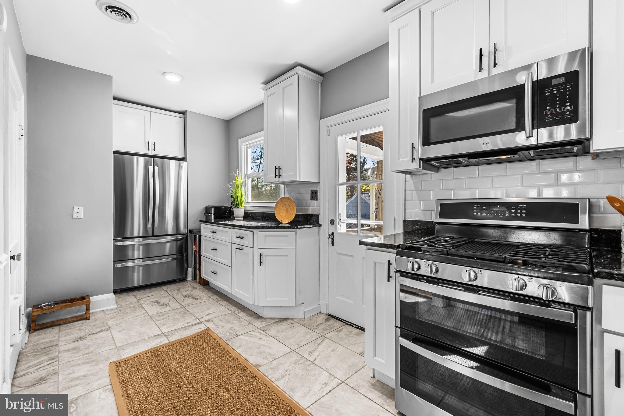 727 Dunkirk Road Baltimore, MD 21212 - Photo 15 of 49