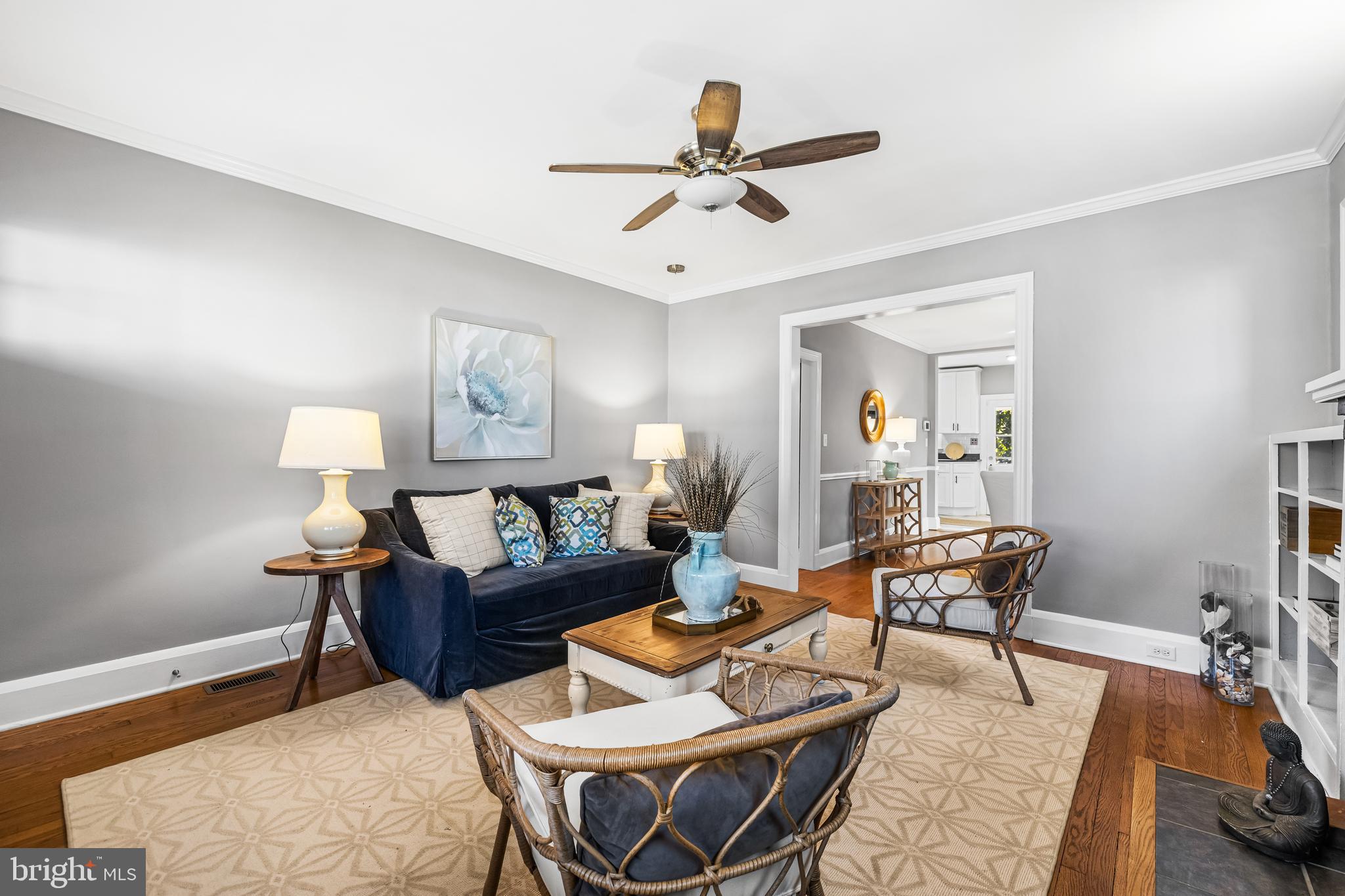 727 Dunkirk Road Baltimore, MD 21212 - Photo 4 of 49 Opens to dining room