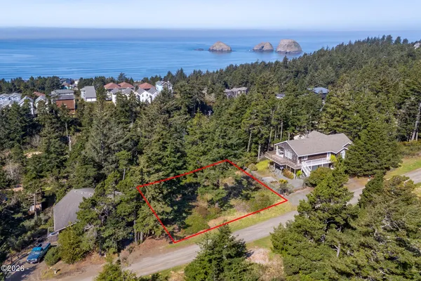 $159,000 | 600 Highland Drive, Tillamook, OR 97141