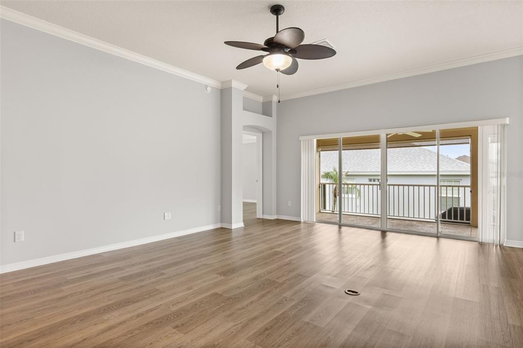 842 Pickett Road The Villages, FL 32163 - Photo 8 of 38