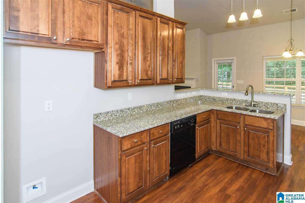 205 Cedar Meadow Parkway Alabaster, AL 35114 - Photo 12 of 36