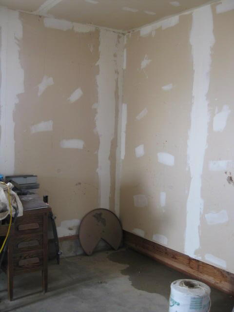 56650 McKinney Road Silver Lake, OR 97638 - Photo 29 of 37 Work Room at back of garage