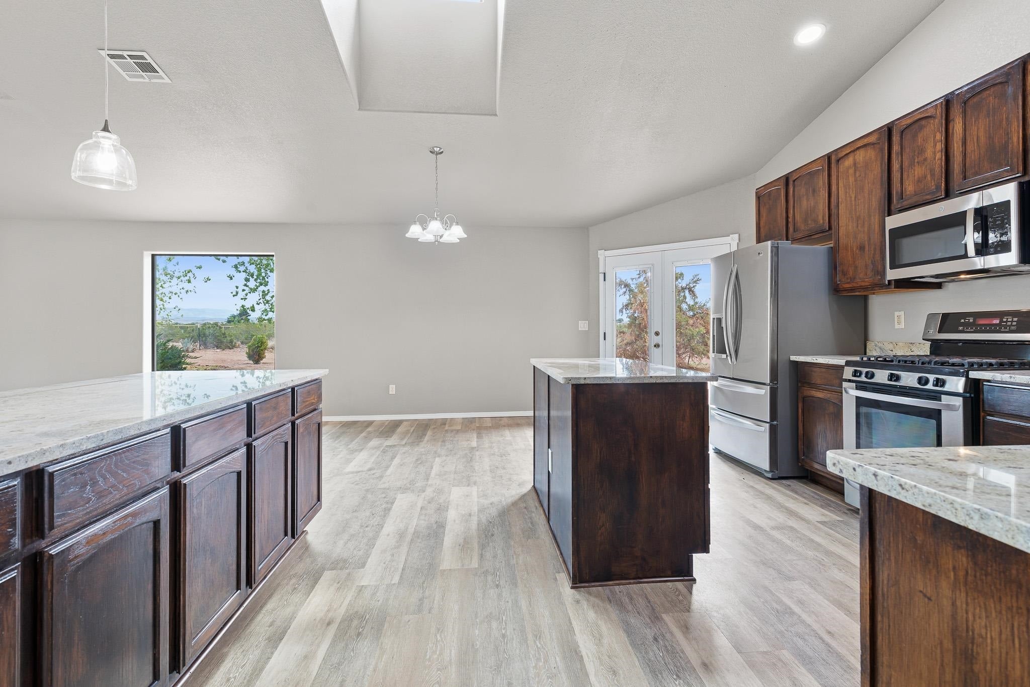 98 Derbyshire Road Tularosa, NM 88352 - Photo 12 of 55 Gallery Image 12