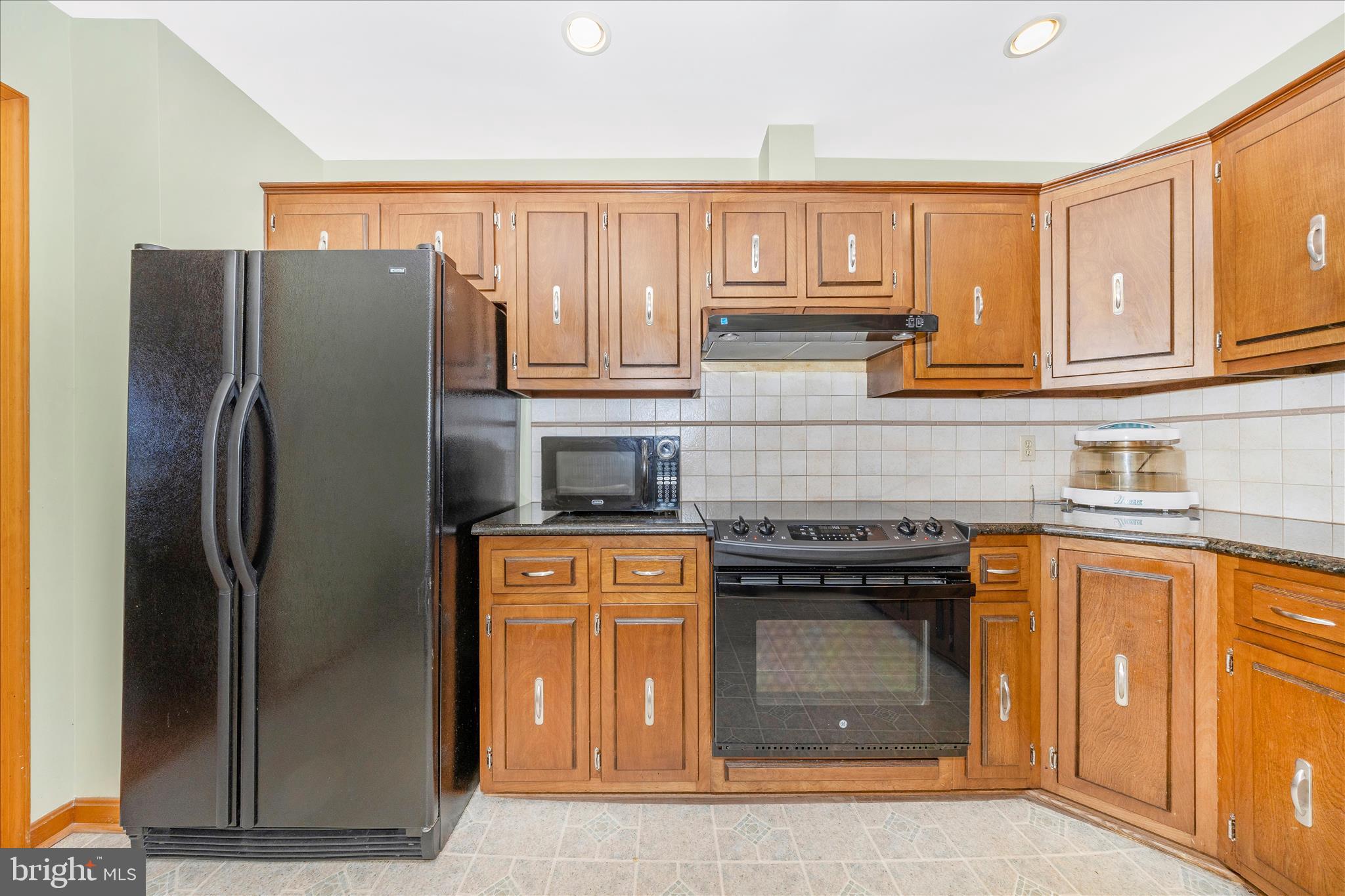 4614 Pinewood Trail Middletown, MD 21769 - Photo 17 of 71 Kitchen