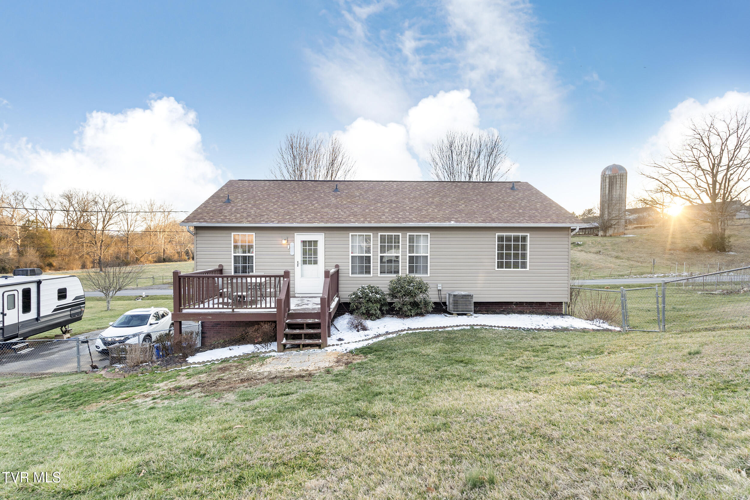 192 County Farm Road Jonesborough, TN 37659 - Photo 45 of 50 38_arw02313