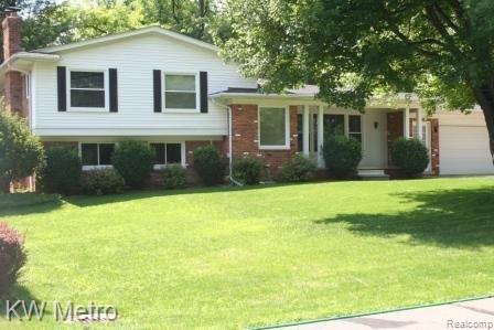 940 Lynndale Drive Rochester, MI 48309 - Photo 1 of 7 Exterior 12.jpg