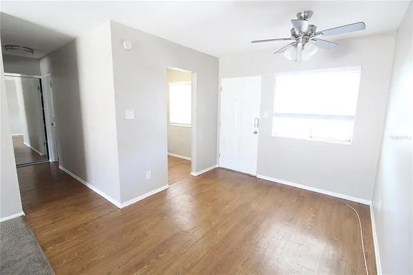 $1,200 | 3001 Bee Ridge Road, Unit 223, Sarasota, FL 34239