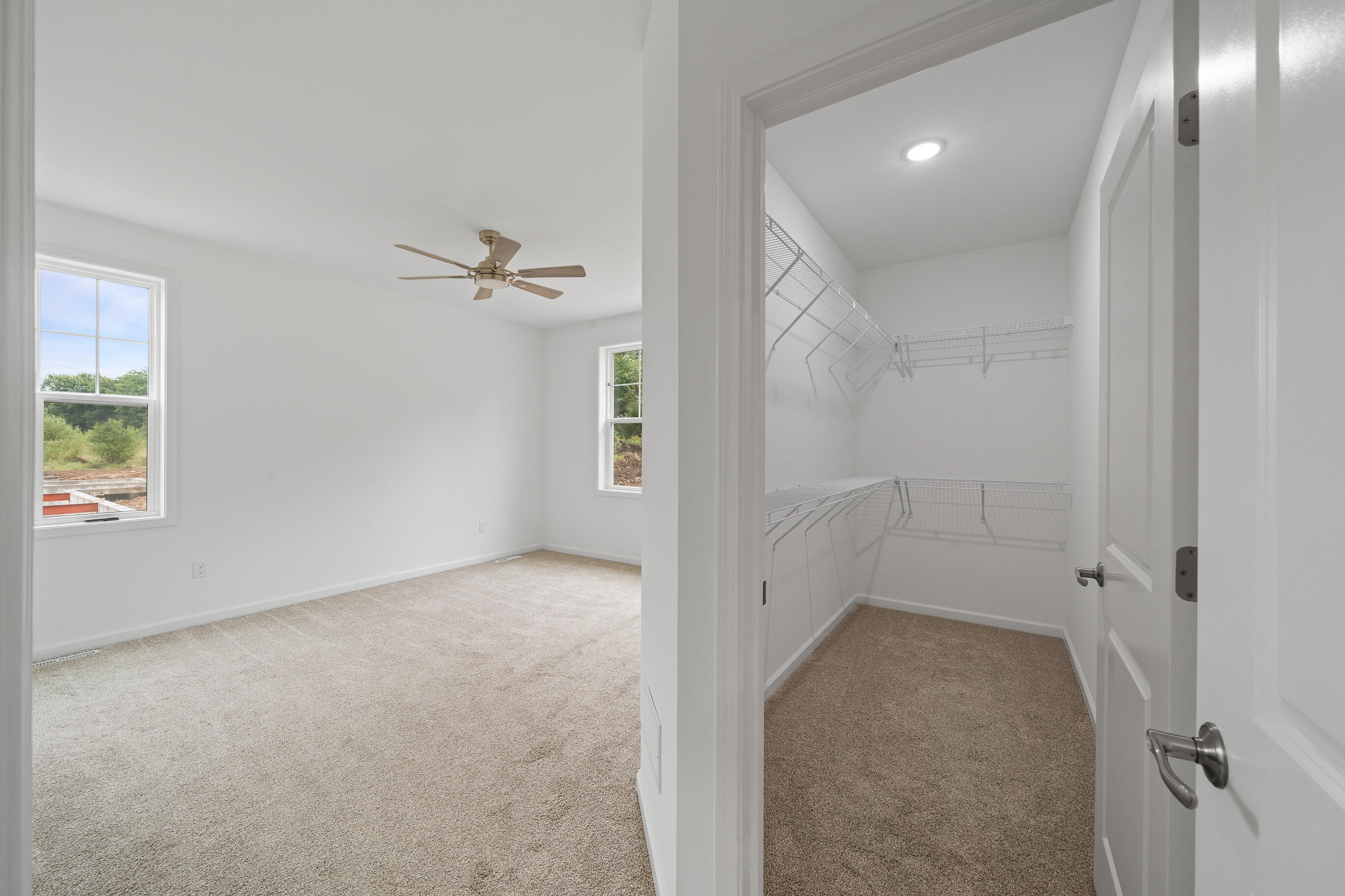 1575 Meadowview Court Whitewater, WI 53190 - Photo 9 of 20 Primary Bedroom