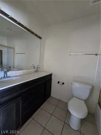 $1,000 | 4300 North Lamont Street, Unit 201, Las Vegas, NV 89115
