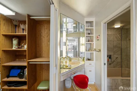 $1,650,000 | 1177 California Street, Unit 1210, San Francisco, CA 94108