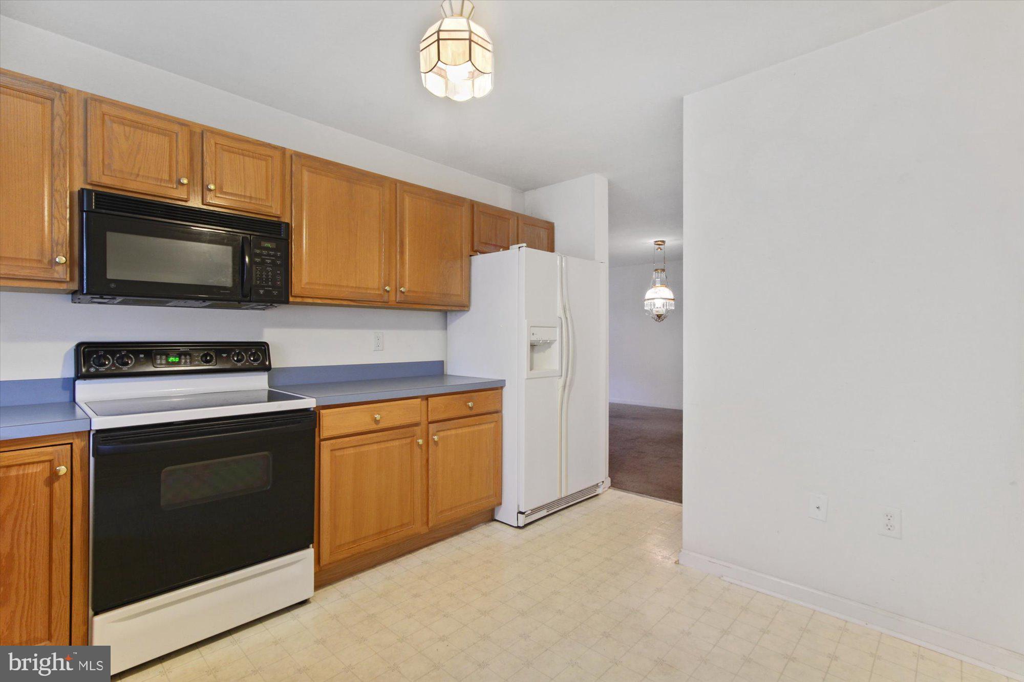 2533 Brady Road York, PA 17404 - Photo 11 of 26 Gallery Image 11