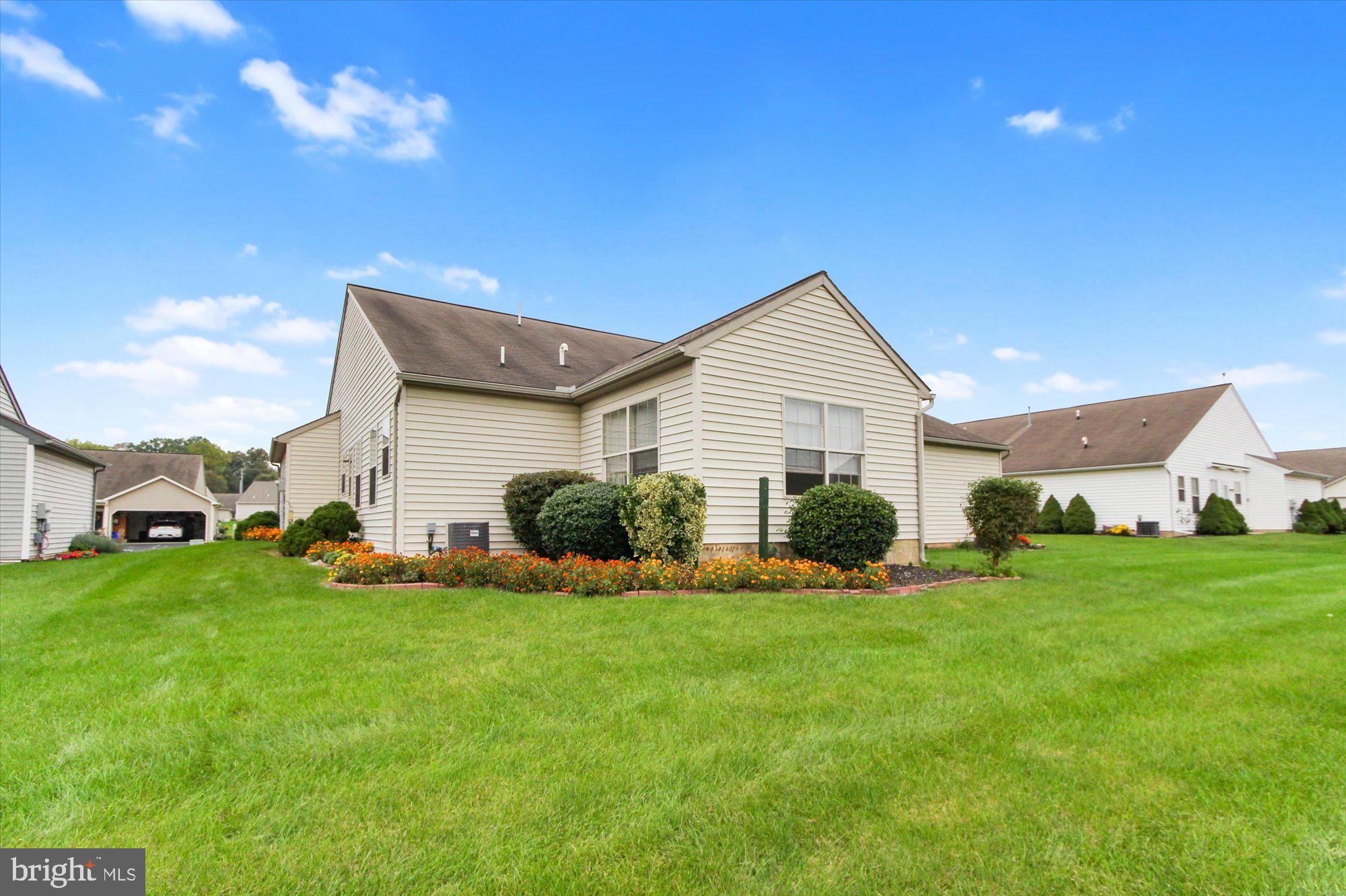 2533 Brady Road York, PA 17404 - Photo 3 of 26 Gallery Image 3