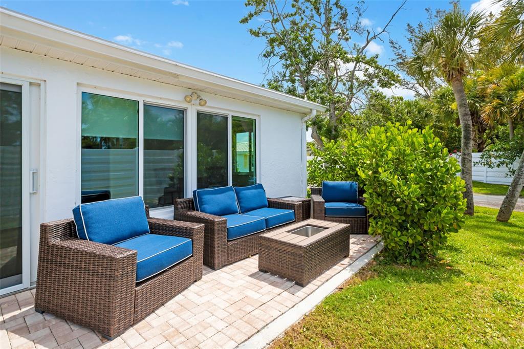 546 Spanish Drive South Longboat Key, FL 34228 - Photo 32 of 57