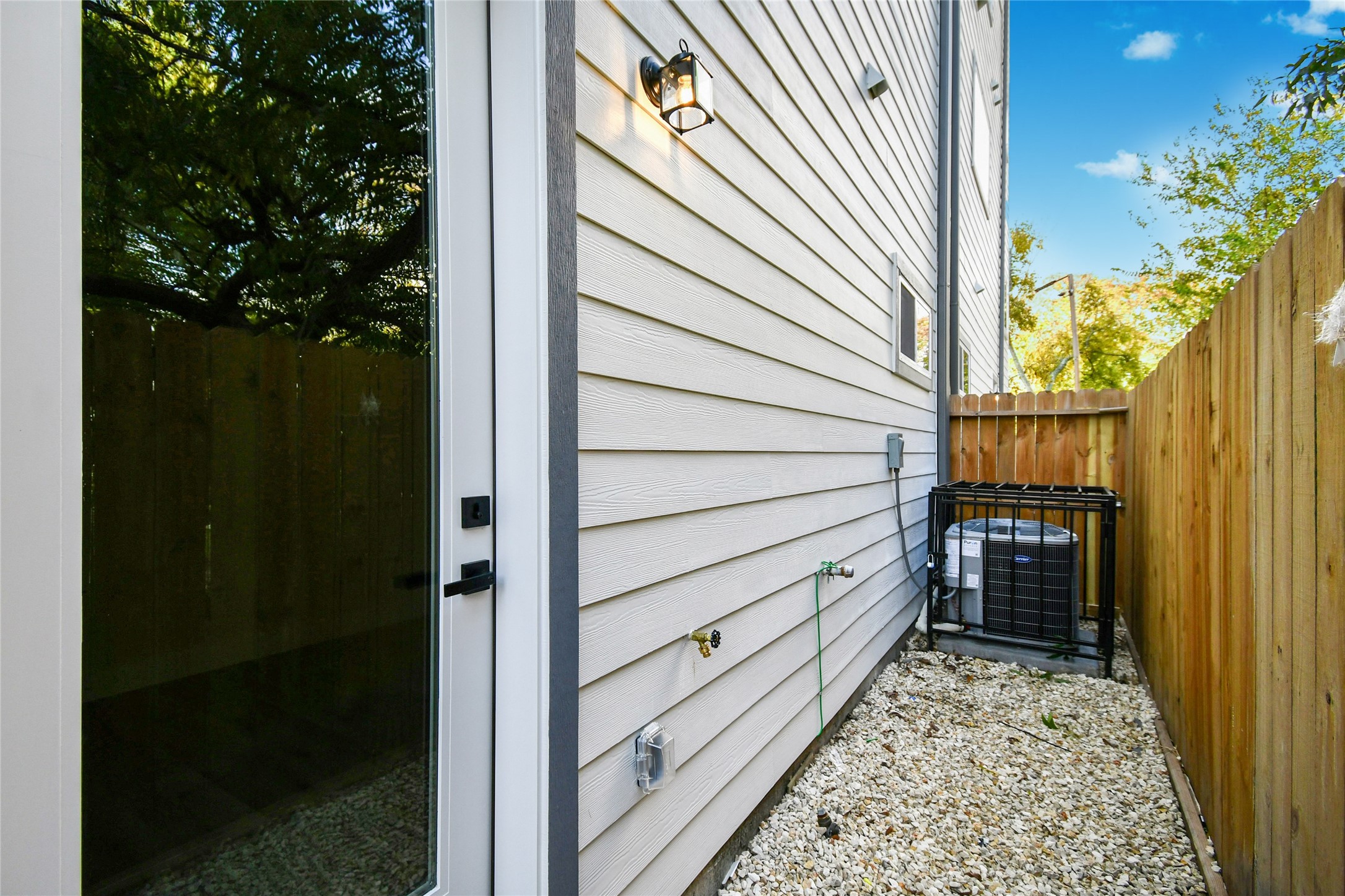 3231 Tuam Street Houston, TX 77004 - Photo 9 of 49 independent backdoor entry door.