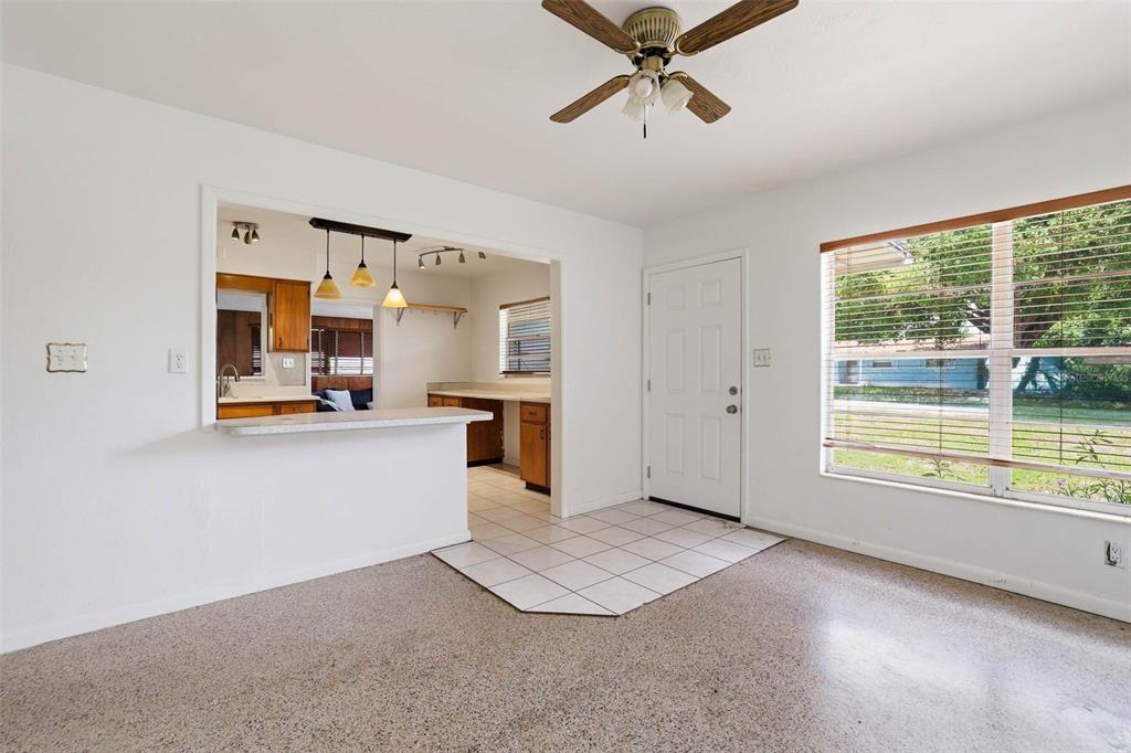 2112 West Orient Street Tampa, FL 33607 - Photo 5 of 23
