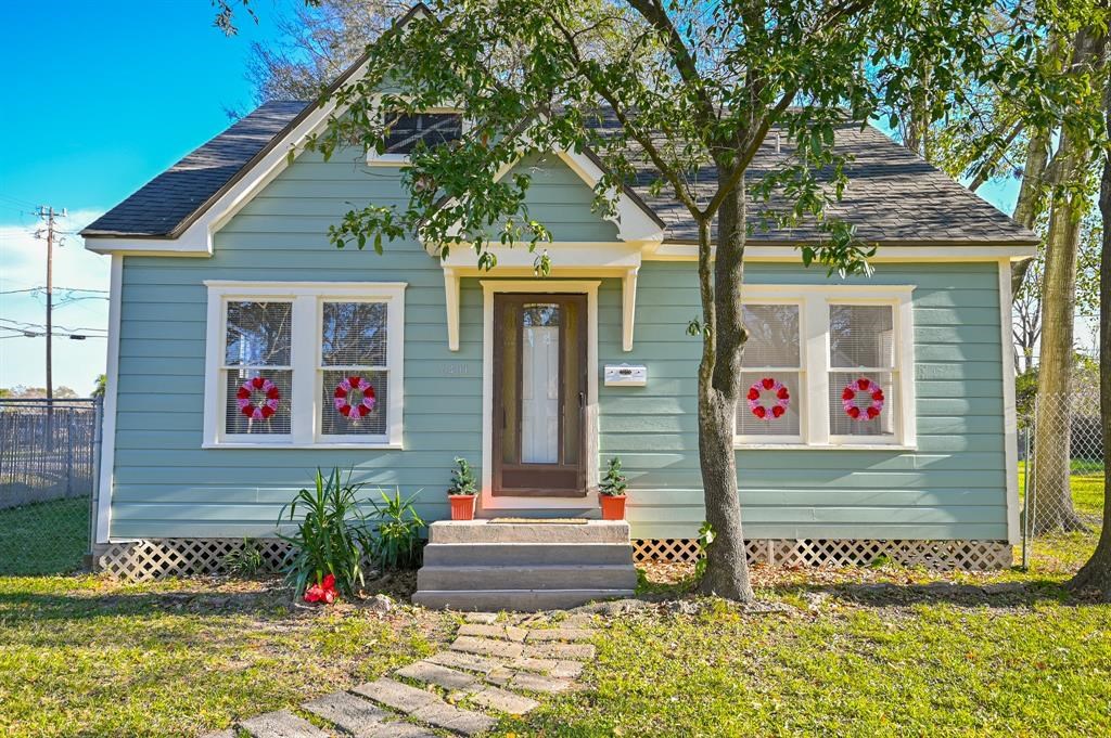 6401 Stratton Street Houston, TX 77023 - Photo 1 of 28