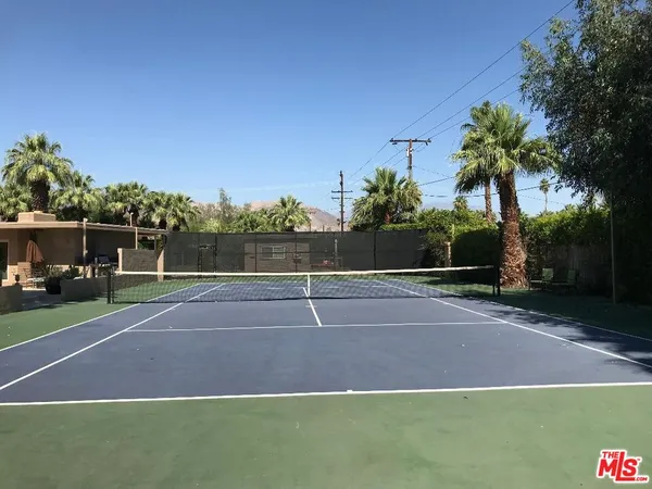 a view of a tennis court