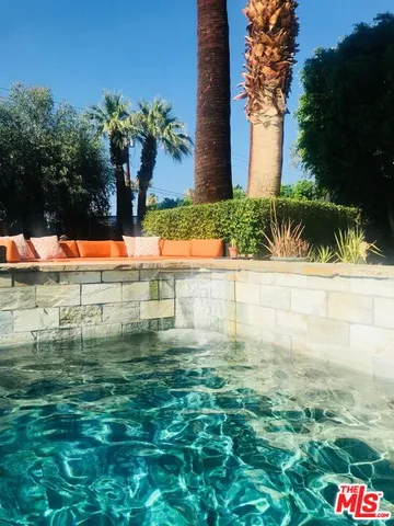 a view of an outdoor space