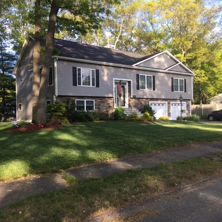 15 Flynn Road Peabody, MA 01960 - Photo 1 of 16 Gallery Image 1