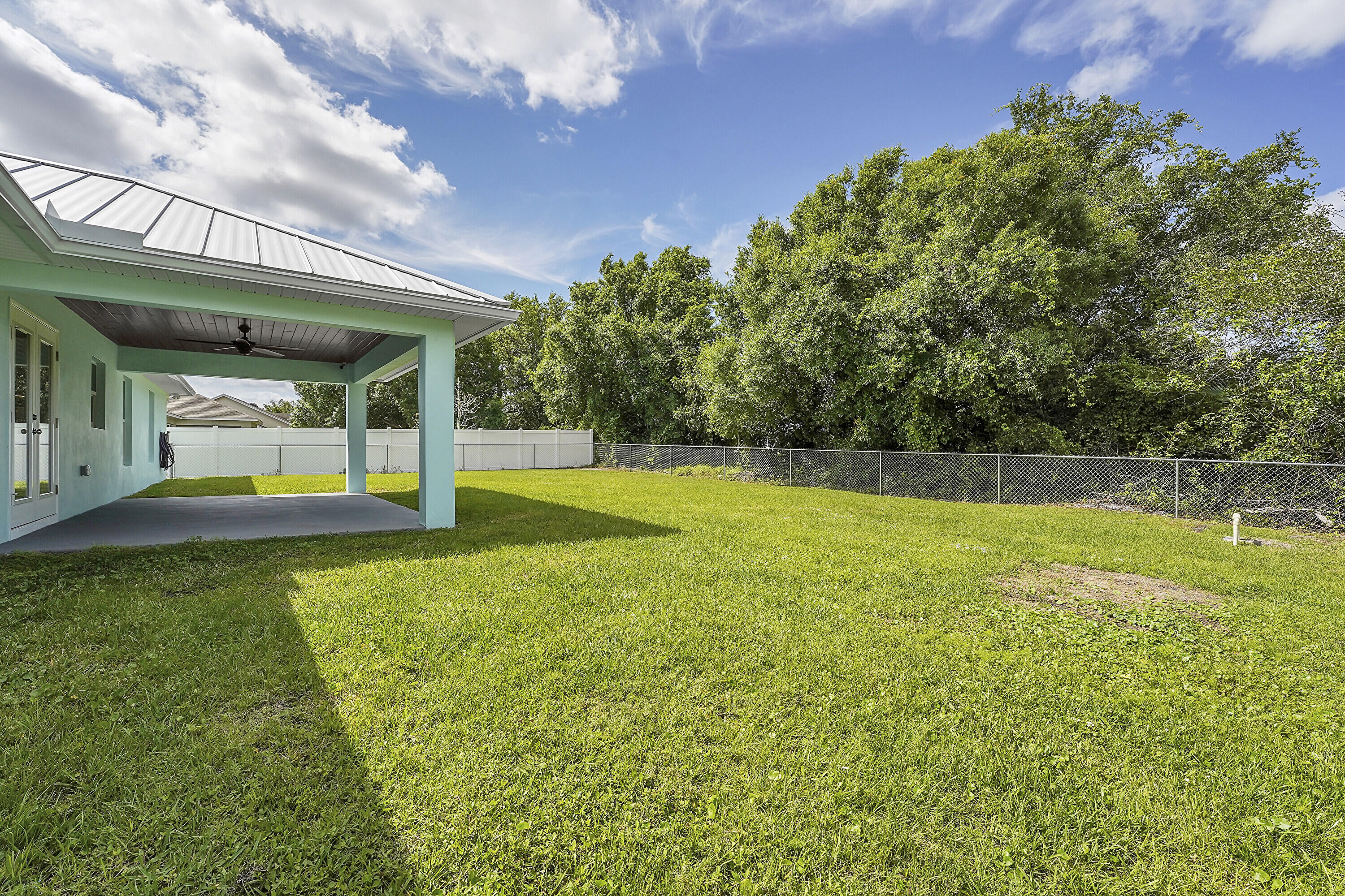 4442 Southwest Paley Road Port St. Lucie, FL 34953 - Photo 38 of 41 38_50336- (38)