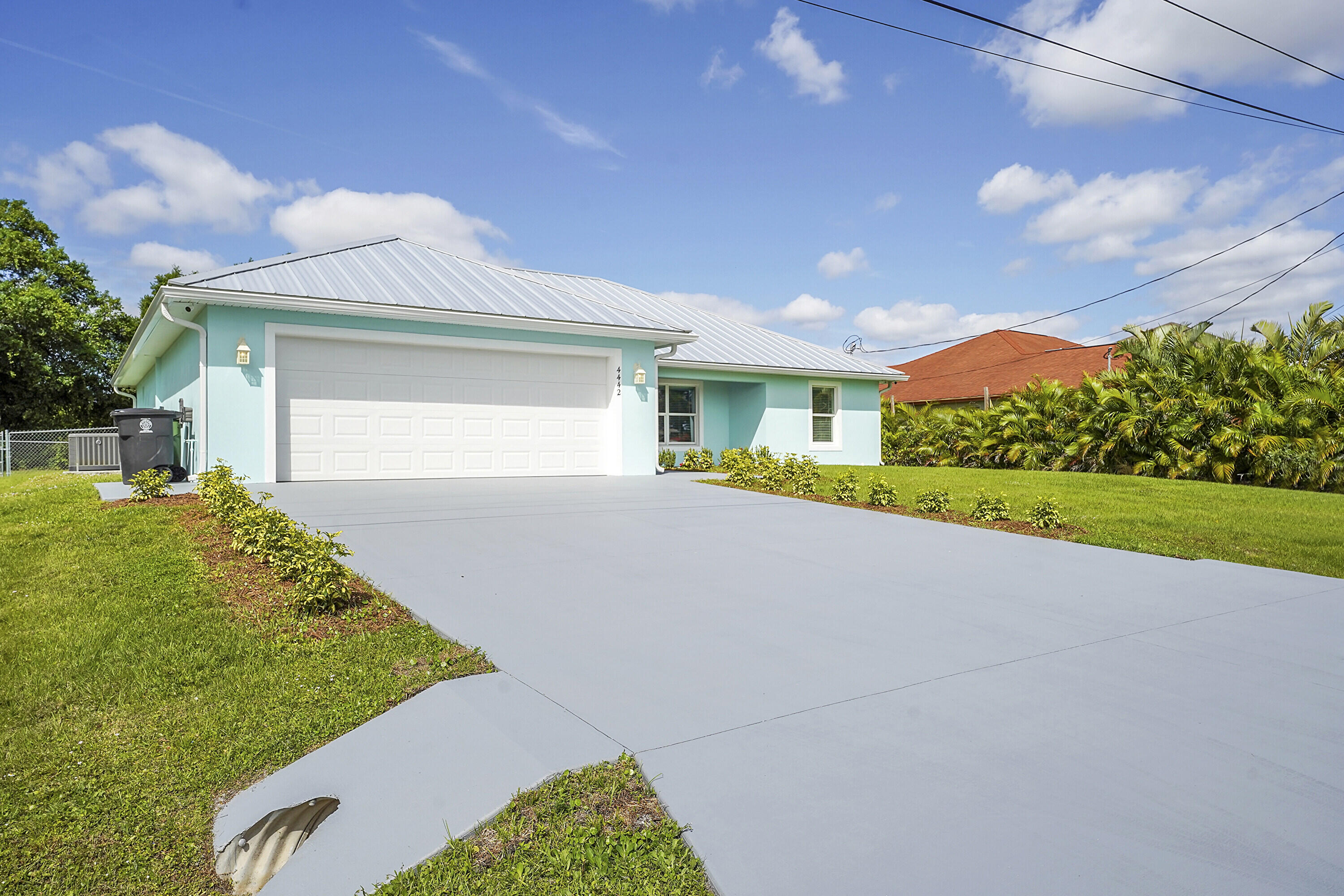 4442 Southwest Paley Road Port St. Lucie, FL 34953 - Photo 4 of 41 04_50336- (4)