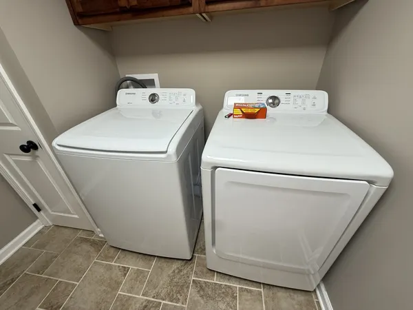 $2,550 | 3125 Highway 49, Charlotte, TN 37036